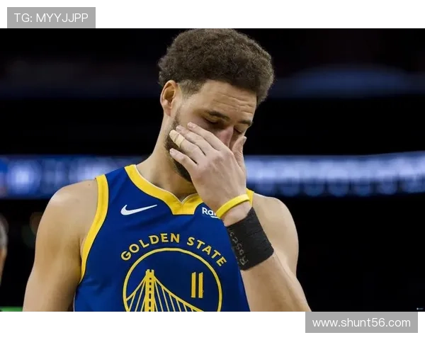 寒冰射手克莱替补出场17分钟全场失准三分球五投皆失未能得分