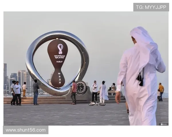 阿联酋足协酒店设大屏幕免费直播世预赛助力球迷欢庆冲击世界杯